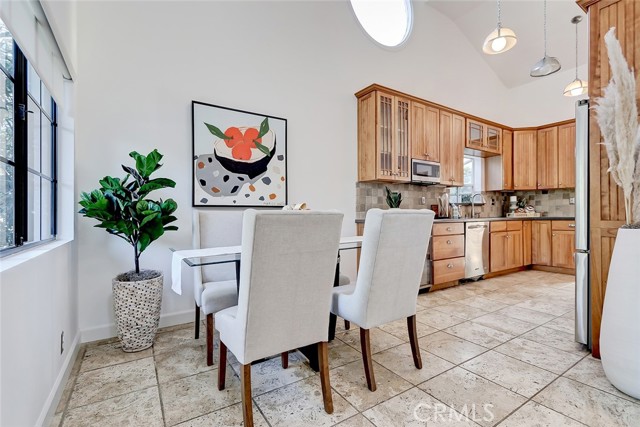 1909 Faymont, Manhattan Beach, California 90266, 3 Bedrooms Bedrooms, ,2 BathroomsBathrooms,Residential,Sold,Faymont,SB21151359