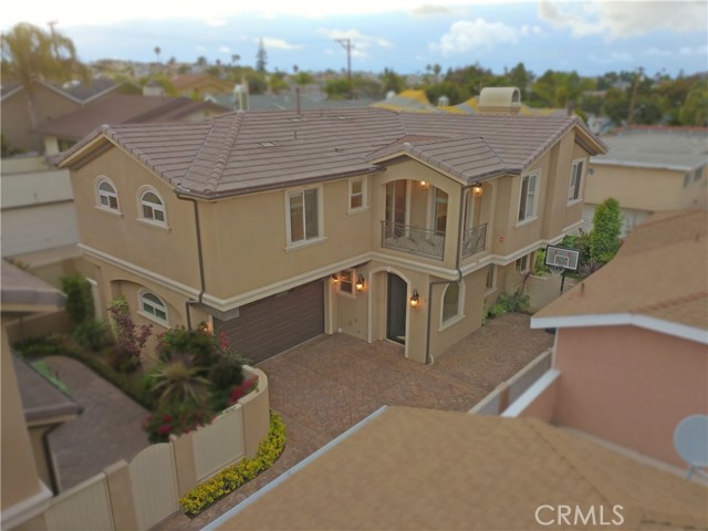 1807 Huntington Lane, Redondo Beach, California 90278, 4 Bedrooms Bedrooms, ,3 BathroomsBathrooms,Residential,Sold,Huntington,SB19151183