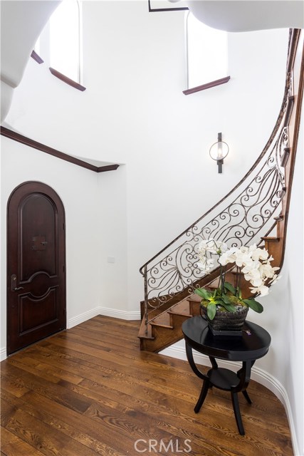 414 Maria Avenue, Redondo Beach, California 90277, 5 Bedrooms Bedrooms, ,4 BathroomsBathrooms,Residential,Sold,Maria,SB19086288