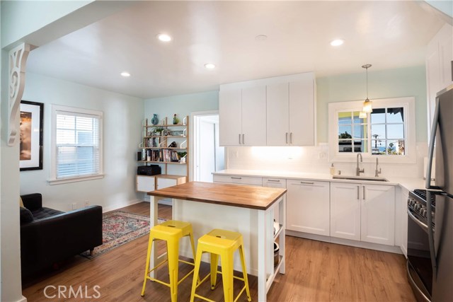 1563 Golden Avenue, Hermosa Beach, California 90254, 3 Bedrooms Bedrooms, ,2 BathroomsBathrooms,Residential,Sold,Golden,SB20063738