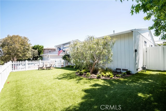 1200 Magnolia Avenue, Manhattan Beach, California 90266, 2 Bedrooms Bedrooms, ,1 BathroomBathrooms,Residential,Sold,Magnolia,SB20091640