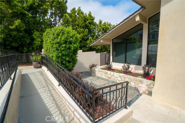 2221 Via La Brea, Palos Verdes Estates, California 90274, 4 Bedrooms Bedrooms, ,2 BathroomsBathrooms,Residential,Sold,Via La Brea,PV19262224