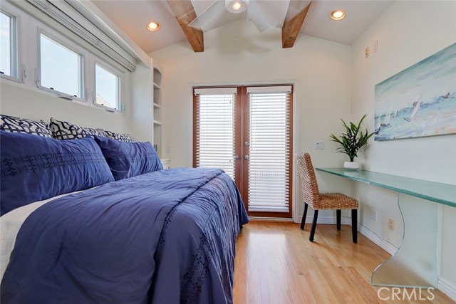 1057 8th Place, Hermosa Beach, California 90254, 5 Bedrooms Bedrooms, ,3 BathroomsBathrooms,Residential,Sold,8th,SB19212583