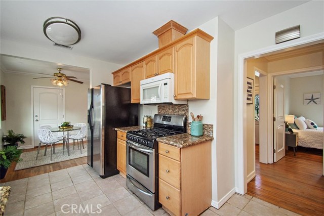 517 Blossom Lane, Redondo Beach, California 90278, 3 Bedrooms Bedrooms, ,1 BathroomBathrooms,Residential,Sold,Blossom,SB20134246