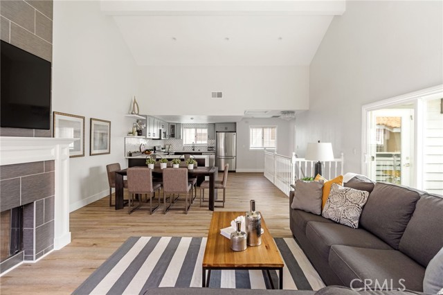 2704 Carnegie Lane, Redondo Beach, California 90278, 3 Bedrooms Bedrooms, ,1 BathroomBathrooms,Residential,Sold,Carnegie,SB21024689