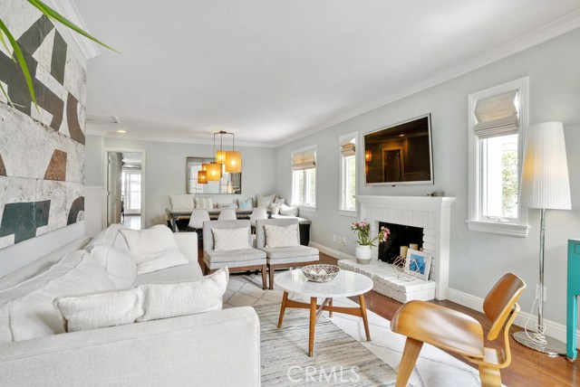 2300 Poinsettia Avenue, Manhattan Beach, California 90266, 4 Bedrooms Bedrooms, ,3 BathroomsBathrooms,Residential,Sold,Poinsettia,SB17106769