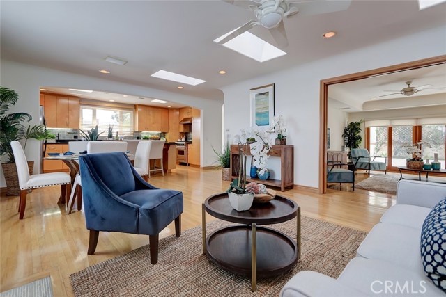 1057 8th Place, Hermosa Beach, California 90254, 5 Bedrooms Bedrooms, ,3 BathroomsBathrooms,Residential,Sold,8th,SB19212583