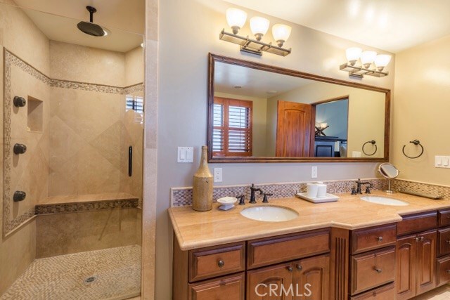 618 Maria Avenue, Redondo Beach, California 90277, 4 Bedrooms Bedrooms, ,2 BathroomsBathrooms,Residential,Sold,Maria,SB17056583