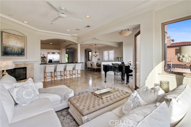 Family room to Kitchen