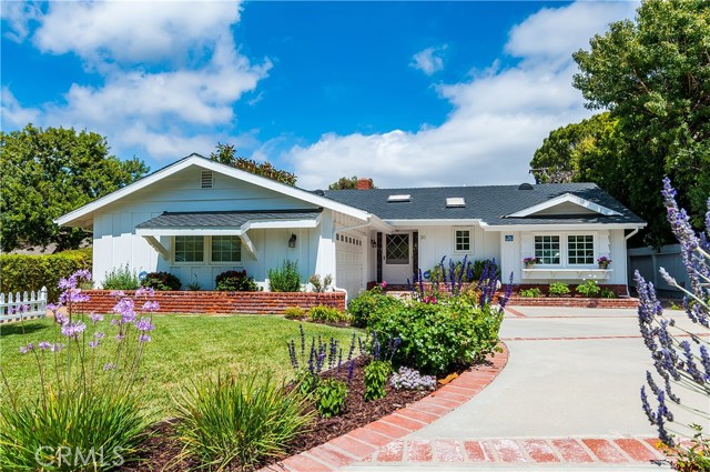 10 Sunnyfield Drive, Rolling Hills Estates, California 90274, 3 Bedrooms Bedrooms, ,2 BathroomsBathrooms,Residential,Sold,Sunnyfield,PV17117909