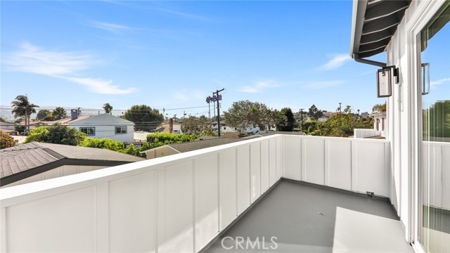 1022 Avenue A, Redondo Beach, California 90277, 6 Bedrooms Bedrooms, ,6 BathroomsBathrooms,Residential,Sold,Avenue A,PV20202846
