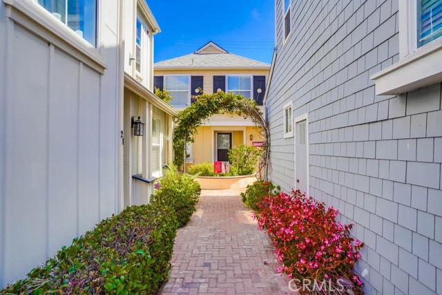 1800 Pacific Coast Highway, Redondo Beach, California 90277, 4 Bedrooms Bedrooms, ,2 BathroomsBathrooms,Residential,Sold,Pacific Coast Highway,SB21134588