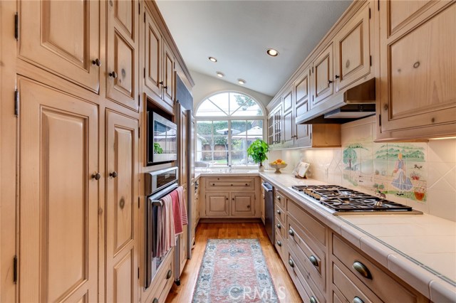 720 36th Street, Manhattan Beach, California 90266, 3 Bedrooms Bedrooms, ,2 BathroomsBathrooms,Residential,Sold,36th,SB19043240