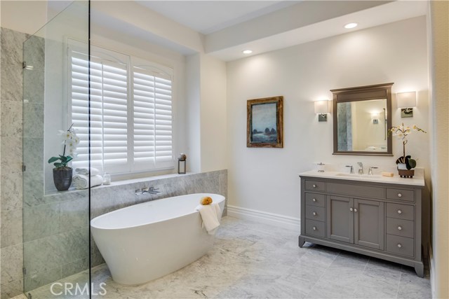 70 Sea Breeze Avenue, Rancho Palos Verdes, California 90275, 4 Bedrooms Bedrooms, ,4 BathroomsBathrooms,Residential,Sold,Sea Breeze,PV19060881