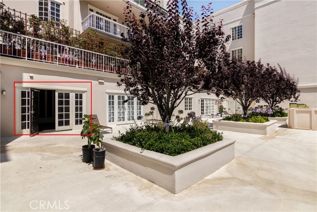Detail Gallery Image 36 of 40 For 1040 4th St #112,  Santa Monica,  CA 90403 - 1 Beds | 1 Baths