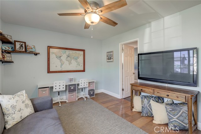 417 Susana Avenue, Redondo Beach, California 90277, 4 Bedrooms Bedrooms, ,2 BathroomsBathrooms,Residential,Sold,Susana,SB20152659