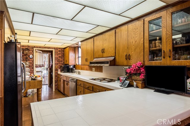 1437 23rd Street, Manhattan Beach, California 90266, 4 Bedrooms Bedrooms, ,2 BathroomsBathrooms,Residential,Sold,23rd,SB18075646