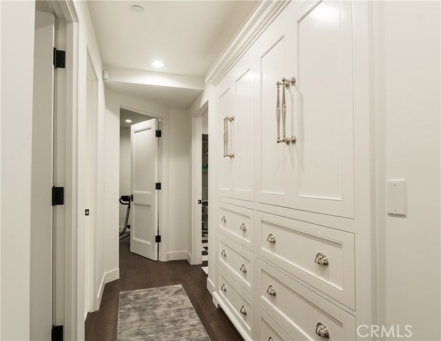 2215 Bayview Drive, Manhattan Beach, California 90266, 4 Bedrooms Bedrooms, ,3 BathroomsBathrooms,Residential,Sold,Bayview,SB20132281
