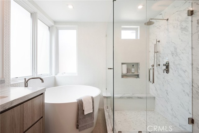 705 Crest Drive, Manhattan Beach, California 90266, 5 Bedrooms Bedrooms, ,2 BathroomsBathrooms,Residential,Sold,Crest,SB20098855