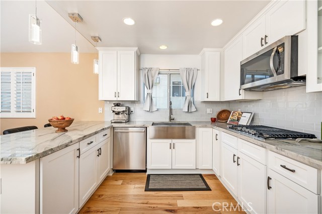 2620 Voorhees Avenue, Redondo Beach, California 90278, 3 Bedrooms Bedrooms, ,3 BathroomsBathrooms,Residential,Sold,Voorhees,SB20129080