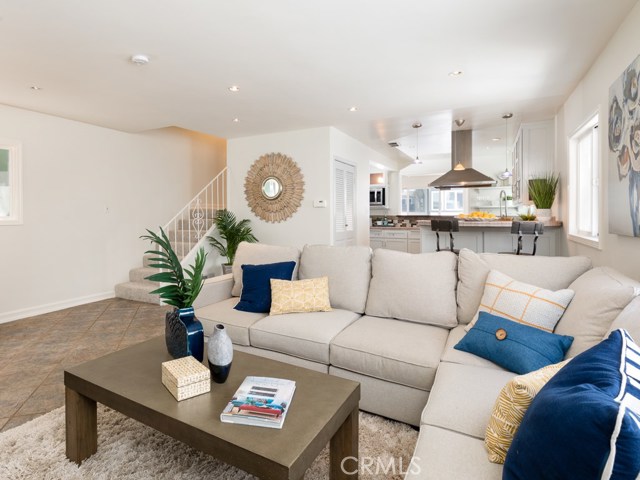1136 2nd Street, Hermosa Beach, California 90254, 4 Bedrooms Bedrooms, ,3 BathroomsBathrooms,Residential,Sold,2nd,SB19115231