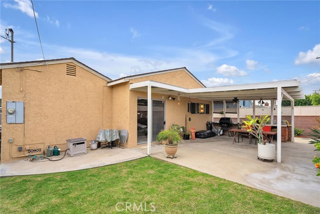 3 Bed Home for Sale in Hawthorne, California