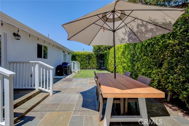 1135 21st Street, Manhattan Beach, California 90266, 3 Bedrooms Bedrooms, ,2 BathroomsBathrooms,Residential,Sold,21st,PV20109589