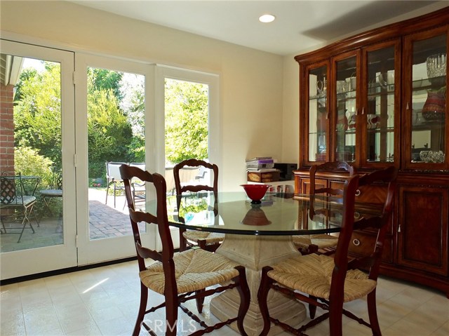 5649 Whitecliff Drive, Rancho Palos Verdes, California 90275, 4 Bedrooms Bedrooms, ,3 BathroomsBathrooms,Residential,Sold,Whitecliff,PV17219760