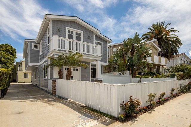 106 Juanita Avenue, Redondo Beach, California 90277, 5 Bedrooms Bedrooms, ,3 BathroomsBathrooms,Residential,Sold,Juanita,SB19077210