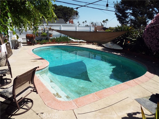 1162 Chestnut Avenue, Manhattan Beach, California 90266, 3 Bedrooms Bedrooms, ,1 BathroomBathrooms,Residential,Sold,Chestnut,SB17073344