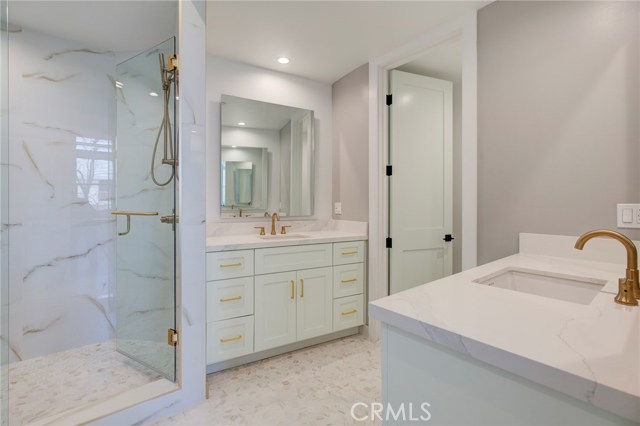 2004 Grant Avenue, Redondo Beach, California 90278, 4 Bedrooms Bedrooms, ,5 BathroomsBathrooms,Residential,Sold,Grant,PV19036343