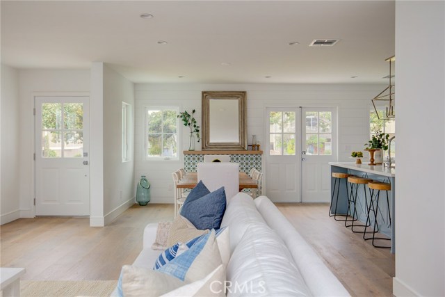 520 Maria Avenue, Redondo Beach, California 90277, 3 Bedrooms Bedrooms, ,2 BathroomsBathrooms,Residential,Sold,Maria,SB19272797