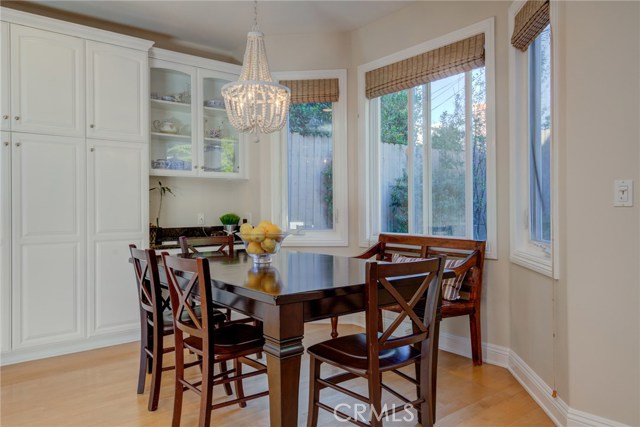 637 17th Street, Manhattan Beach, California 90266, 6 Bedrooms Bedrooms, ,3 BathroomsBathrooms,Residential,Sold,17th,SB20249999