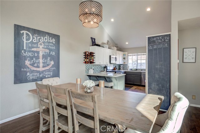 2314 Vanderbilt Lane, Redondo Beach, California 90278, 3 Bedrooms Bedrooms, ,3 BathroomsBathrooms,Residential,Sold,Vanderbilt,SB19033072