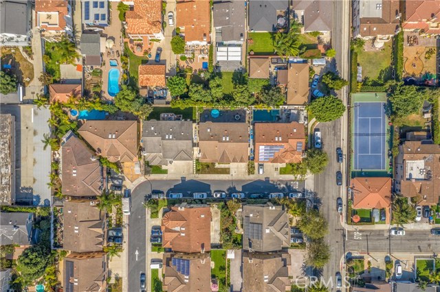 729 Amy Lane, Redondo Beach, California 90278, 6 Bedrooms Bedrooms, ,4 BathroomsBathrooms,Residential,Sold,Amy,PV20208343