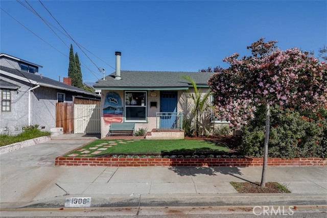 1908 Condon Avenue, Redondo Beach, California 90278, 2 Bedrooms Bedrooms, ,2 BathroomsBathrooms,Residential,Sold,Condon,PW21060307