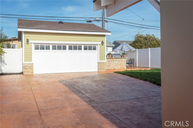 502 Paulina Avenue, Redondo Beach, California 90277, 3 Bedrooms Bedrooms, ,2 BathroomsBathrooms,Residential,Sold,Paulina,SB17257861