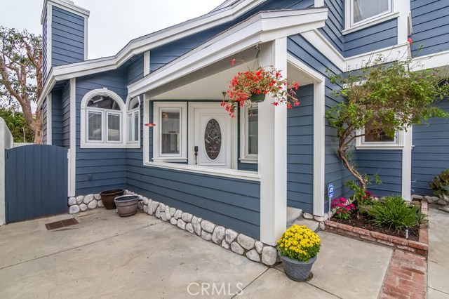 2119 Gates Avenue, Redondo Beach, California 90278, 4 Bedrooms Bedrooms, ,2 BathroomsBathrooms,Residential,Sold,Gates,SB18242612