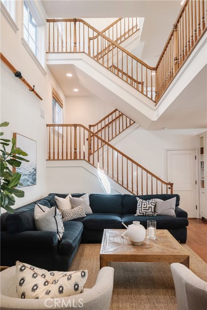 429 5th Street, Manhattan Beach, California 90266, 5 Bedrooms Bedrooms, ,3 BathroomsBathrooms,Residential,Sold,5th,SB21022603