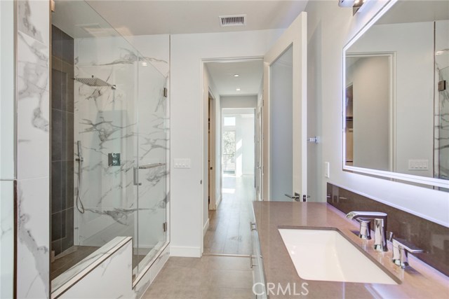 1011 Spencer Street, Redondo Beach, California 90277, 4 Bedrooms Bedrooms, ,3 BathroomsBathrooms,Residential,Sold,Spencer,PV20031489