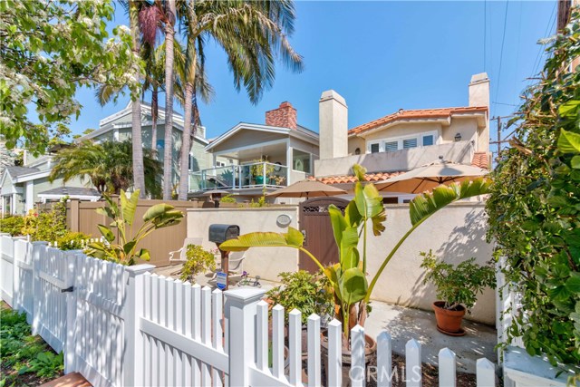 Photo of 112 13th Street, Seal Beach, CA 90740