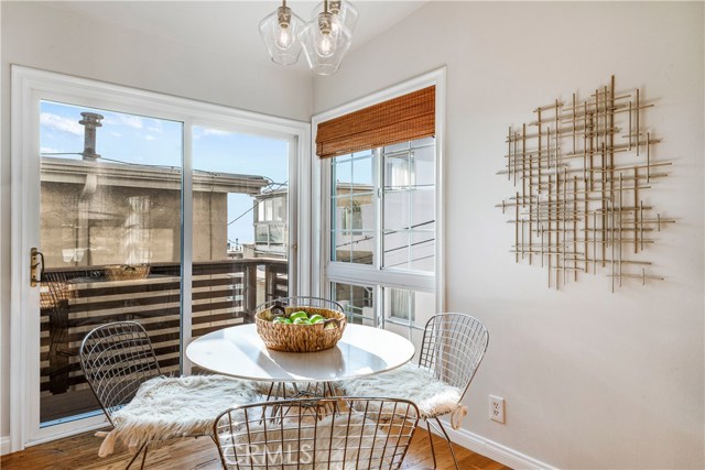 2605 Alma Avenue, Manhattan Beach, California 90266, 3 Bedrooms Bedrooms, ,1 BathroomBathrooms,Residential,Sold,Alma,SB20175307