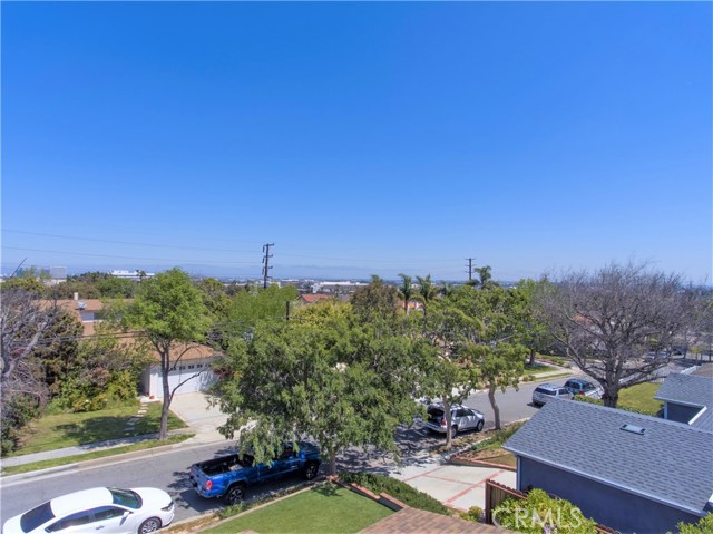 1142 23rd Street, Manhattan Beach, California 90266, 3 Bedrooms Bedrooms, ,1 BathroomBathrooms,Residential,Sold,23rd,SB18096714