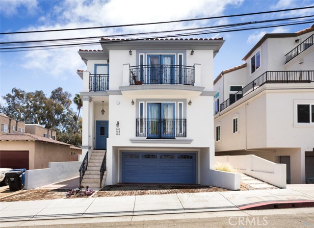 506 11th Street, Hermosa Beach, California 90254, 3 Bedrooms Bedrooms, ,2 BathroomsBathrooms,Residential,Sold,11th,SB19039809