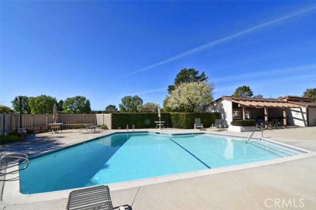 Community Pool & Spa