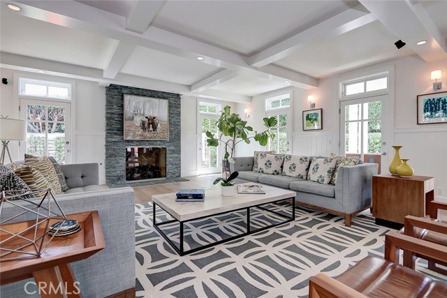 570 27th Street, Manhattan Beach, California 90266, 5 Bedrooms Bedrooms, ,4 BathroomsBathrooms,Residential,Sold,27th,SB21030922