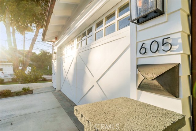 605 25th Street, Manhattan Beach, California 90266, 5 Bedrooms Bedrooms, ,4 BathroomsBathrooms,Residential,Sold,25th,SB17048388