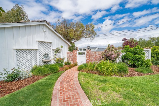 15 Strawberry Lane, Rolling Hills Estates, California 90274, 3 Bedrooms Bedrooms, ,2 BathroomsBathrooms,Residential,Sold,Strawberry,PV19087901