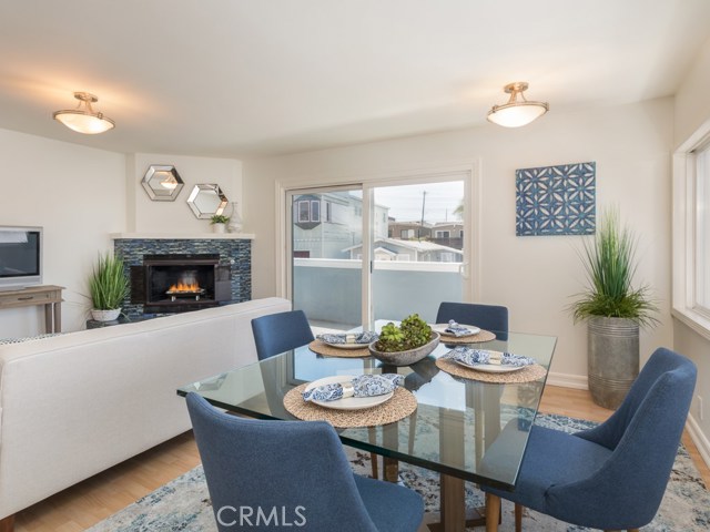 1136 2nd Street, Hermosa Beach, California 90254, 4 Bedrooms Bedrooms, ,3 BathroomsBathrooms,Residential,Sold,2nd,SB19115231