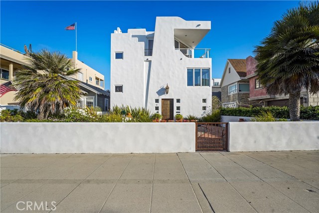 20 4th Street, Hermosa Beach, California 90254, 3 Bedrooms Bedrooms, ,1 BathroomBathrooms,Residential,Sold,4th,SB21149373